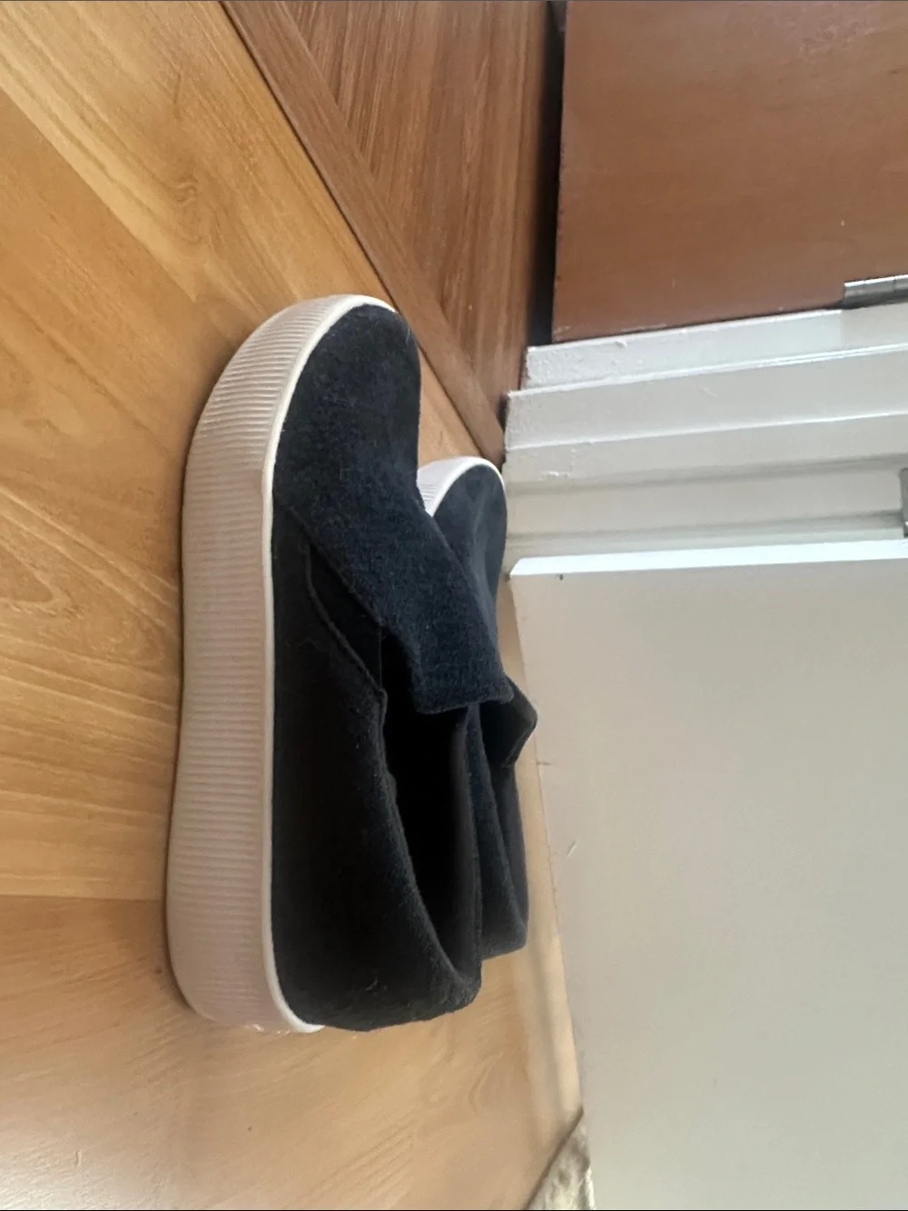 Allbirds women 7.5 charcoal platform Slip-On Sneakers with White Outsole
